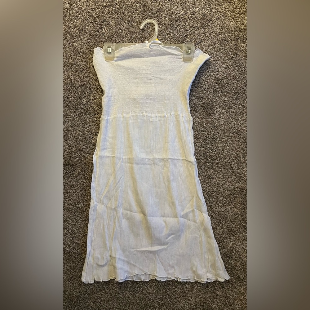 Stretchy white tube/halter dress